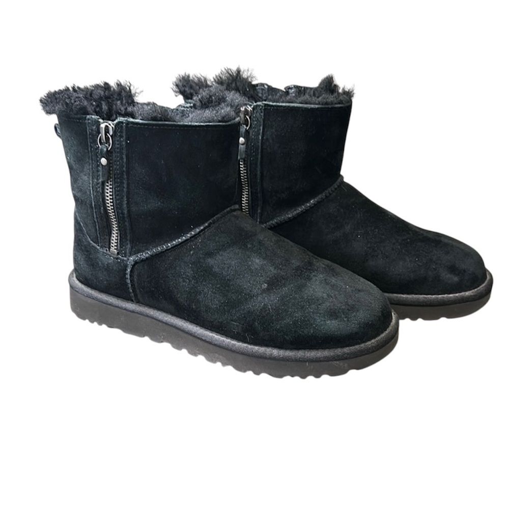 UGG Classic Mini Double Zip Women's Size 8 Black Leather Sheepskin Winter Boots